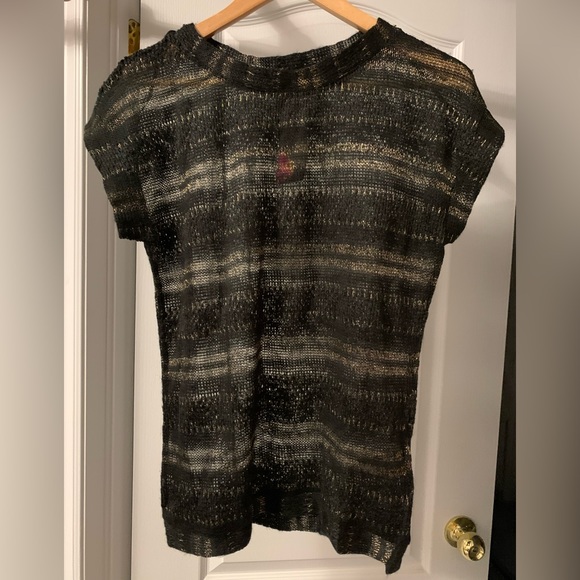 Forever 21 Black and Gold Sheer Top - Size Small - Picture 2 of 5